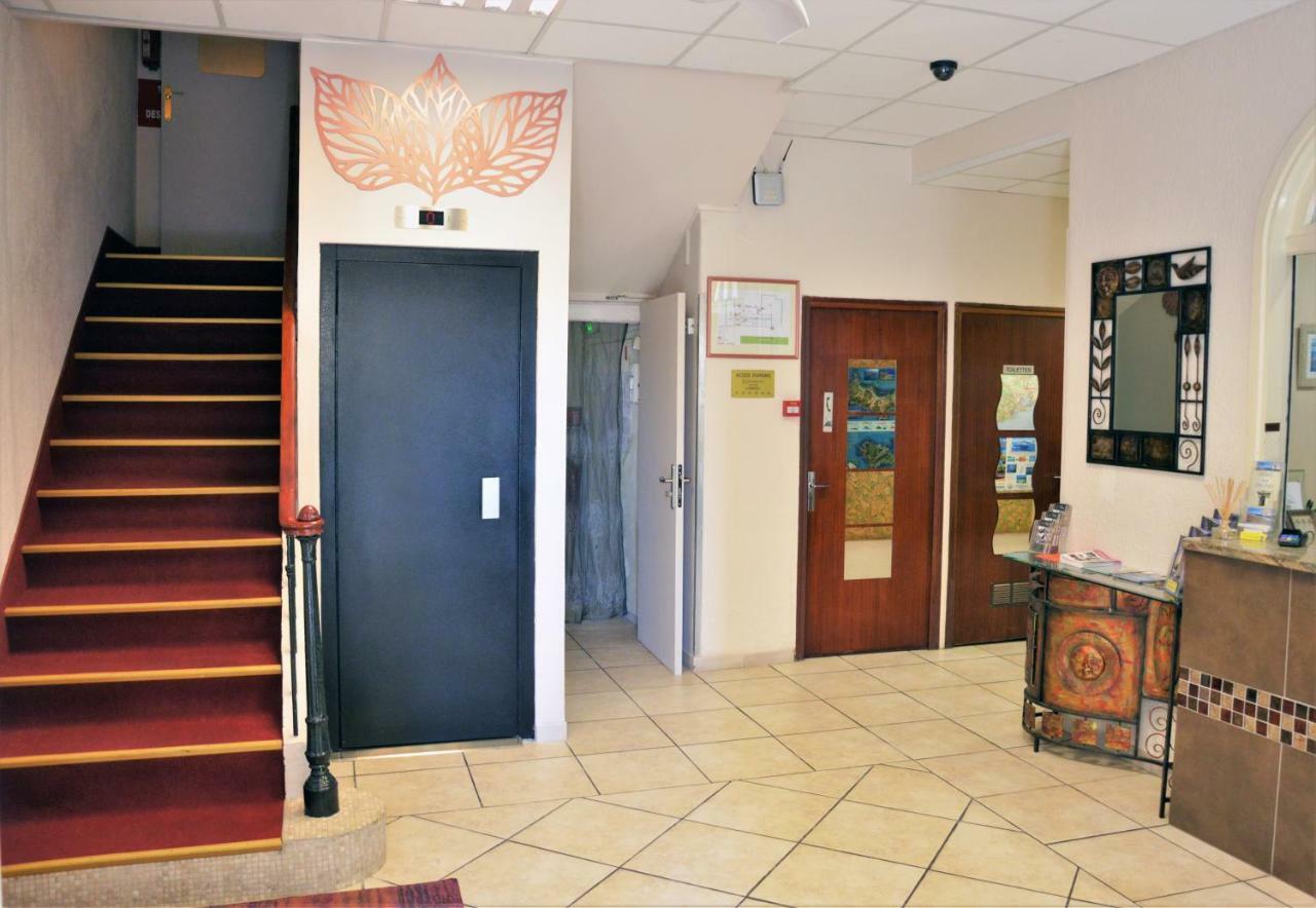Du Parc Hotel 2*